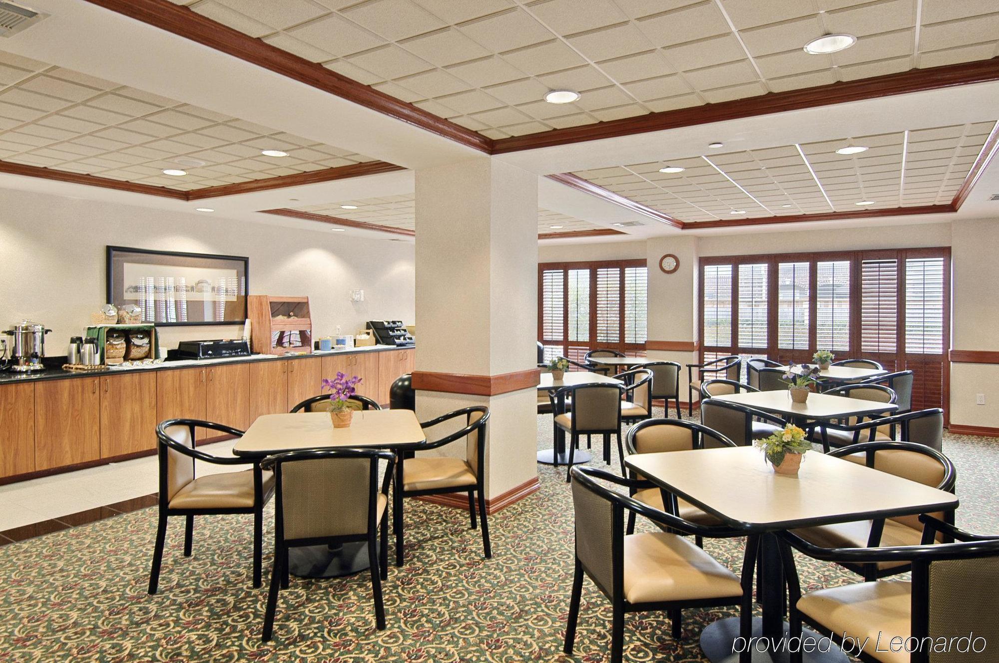 Wingate By Wyndham Houston / Willowbrook Exterior photo