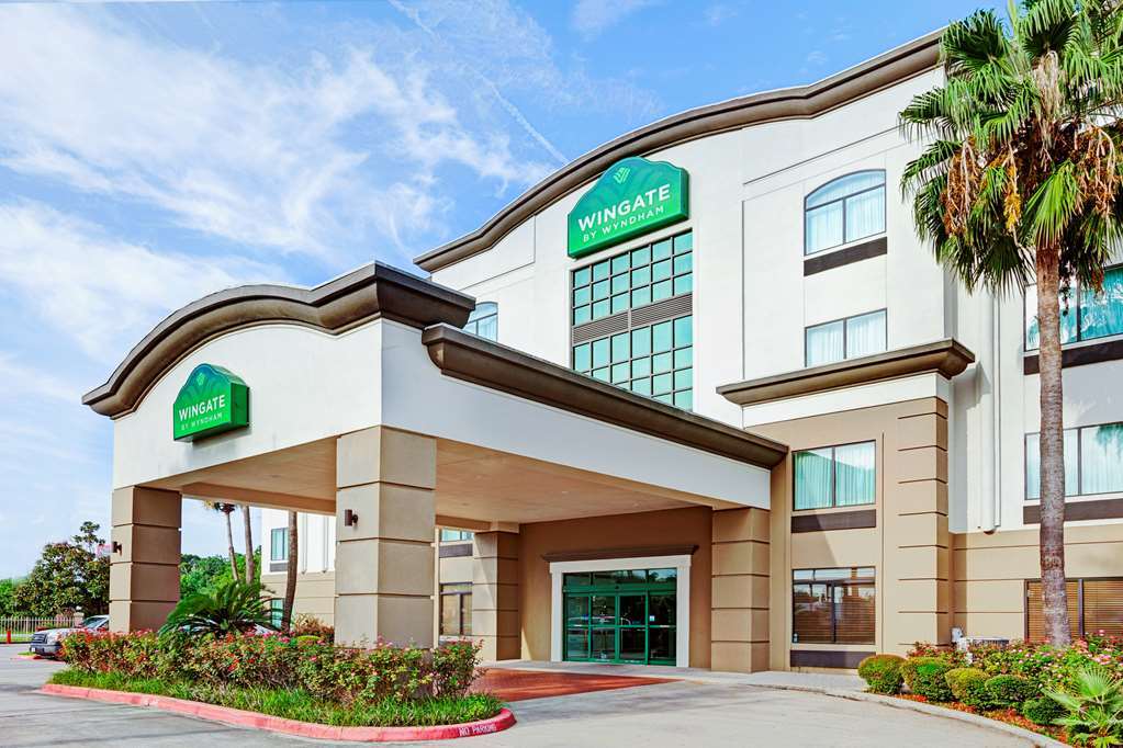 Wingate By Wyndham Houston / Willowbrook Exterior photo